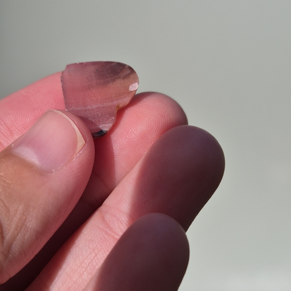 Hear Cut Rodochrosite Gemstone - Picture 5 of 11
